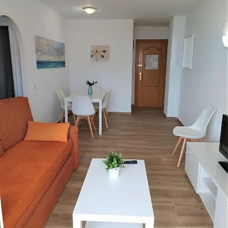 714 En Edificio Stella Maris * Fuengirola